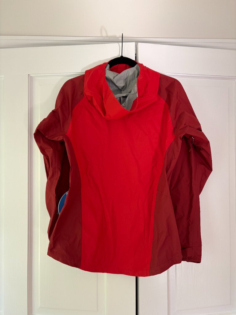 Chili Red/Merlot Mountain Equipment Drilite Zeno Women's Jacket Size Us S/6 — image 2 of 6